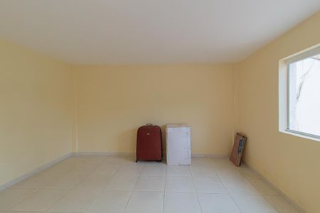 Casa à venda com 312m², 4 quartos e 8 vagasQuarto da Edícula