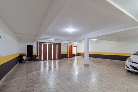 Casa à venda com 312m², 4 quartos e 8 vagasGaragem