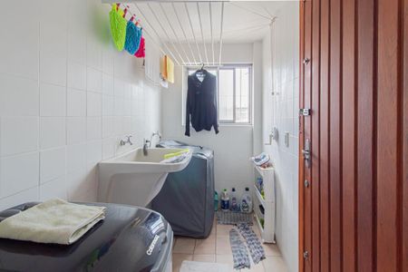 Casa à venda com 312m², 4 quartos e 8 vagasÁrea de Serviço