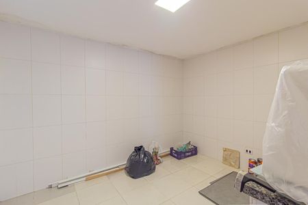 Casa à venda com 312m², 4 quartos e 8 vagasCozinha da Edícula