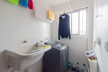 Casa à venda com 312m², 4 quartos e 8 vagasÁrea de Serviço