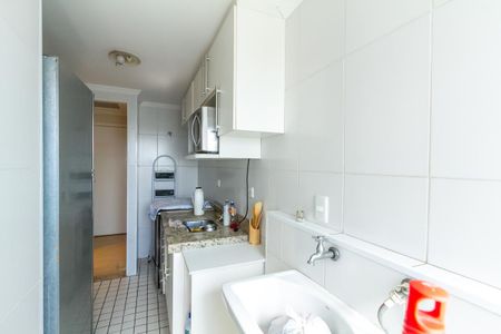 Apartamento à venda com 57m², 2 quartos e 1 vaga Apartamento à venda com 57m², 2 quartos e 1 vagaCozinha e Área de Serviço
