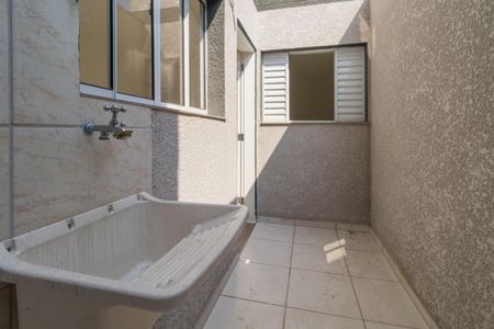 Apartamento para alugar com 42m², 2 quartos e 1 vaga Apartamento para alugar com 42m², 2 quartos e 1 vagaÁrea de Serviço
