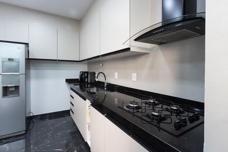 Casa à venda com 258m², 4 quartos e 6 vagasCozinha