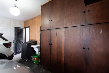 Casa à venda com 258m², 4 quartos e 6 vagasÁrea de Serviço