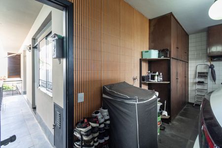 Casa à venda com 258m², 4 quartos e 6 vagasÁrea de Serviço