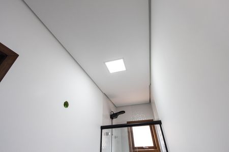 Casa à venda com 258m², 4 quartos e 6 vagasBanheiro da Suíte 2