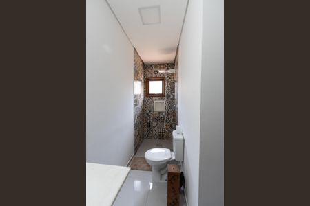 Casa à venda com 258m², 4 quartos e 6 vagasBanheiro da Suíte 1