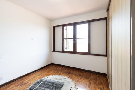 Casa à venda com 258m², 4 quartos e 6 vagasSuíte 2