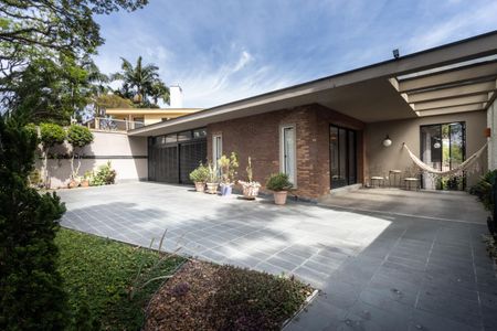 Casa à venda com 258m², 4 quartos e 6 vagasÁrea comum 