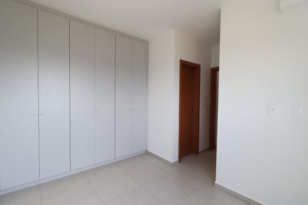 Apartamento para alugar com 70m², 2 quartos e 1 vaga Apartamento para alugar com 70m², 2 quartos e 1 vagaSuíte