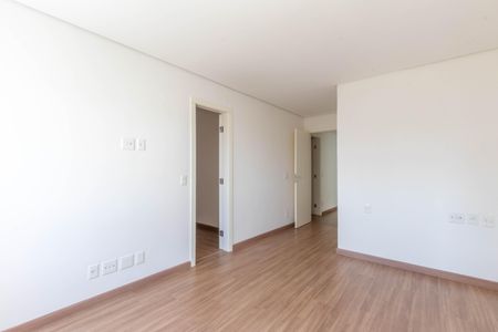 Apartamento à venda com 180m², 4 quartos e 4 vagasSuíte 1