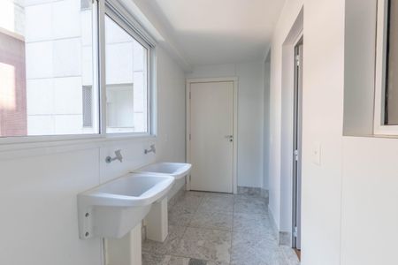 Apartamento à venda com 180m², 4 quartos e 4 vagasÁrea de Serviço