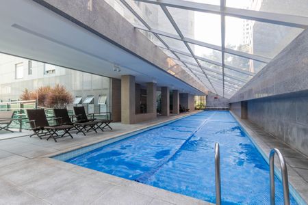 Apartamento à venda com 180m², 4 quartos e 4 vagasPiscina Coberta