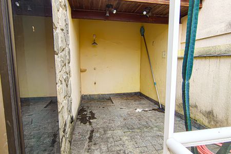 Casa à venda com 310m², 4 quartos e 2 vagasfrente da casa