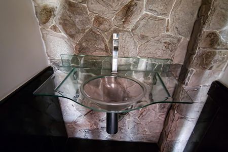 Casa à venda com 310m², 4 quartos e 2 vagaslavabo