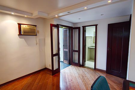 Casa à venda com 310m², 4 quartos e 2 vagasquarto 4 suite