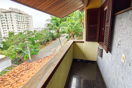 Casa à venda com 310m², 4 quartos e 2 vagasquarto 2 suite