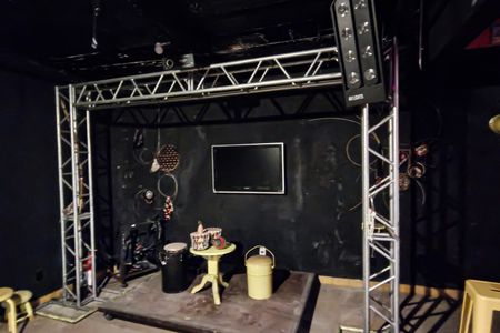 Casa à venda com 310m², 4 quartos e 2 vagassalao de festas