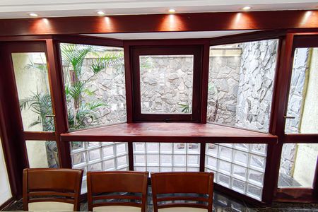 Casa à venda com 310m², 4 quartos e 2 vagassala 2