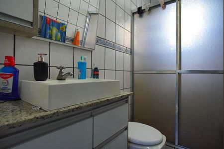 Casa à venda com 154m², 3 quartos e 2 vagasBanheiro 2