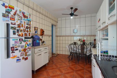Casa à venda com 154m², 3 quartos e 2 vagasCozinha