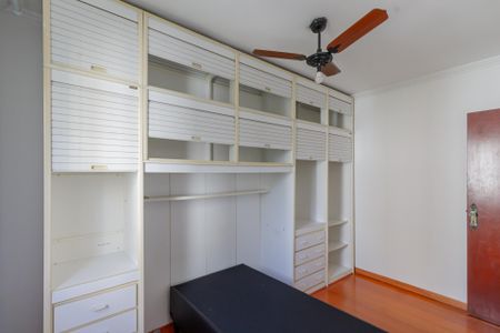 Quarto 2 de apartamento para alugar com 2 quartos, 56m² em Vila Andrade, São Paulo