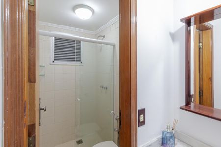 Apartamento para alugar com 56m², 2 quartos e 2 vagas Apartamento para alugar com 56m², 2 quartos e 2 vagasBanheiro