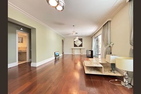 Apartamento para alugar com 154m², 4 quartos e 2 vagasSala