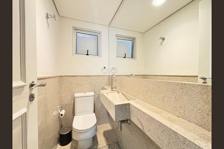 Apartamento para alugar com 154m², 4 quartos e 2 vagasLavabo