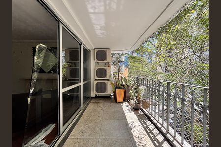 Apartamento para alugar com 154m², 4 quartos e 2 vagasVaranda da Sala