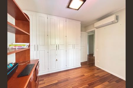 Apartamento para alugar com 154m², 4 quartos e 2 vagasQuarto 3