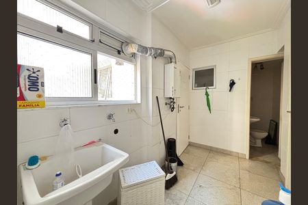Apartamento para alugar com 154m², 4 quartos e 2 vagasÁrea de Serviço