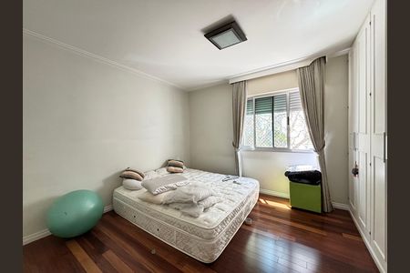Apartamento para alugar com 154m², 4 quartos e 2 vagasSuíte