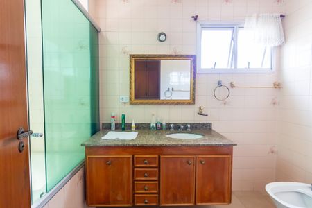 Apartamento à venda com 104m², 3 quartos e 1 vagaBanheiro da Suíte 2