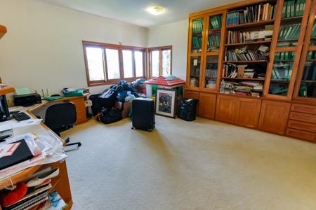 Casa para alugar com 1000m², 7 quartos e 5 vagasEscritório