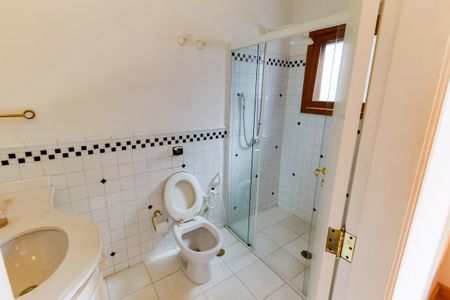 Casa para alugar com 1000m², 7 quartos e 5 vagasBanheiro da Suíte 1