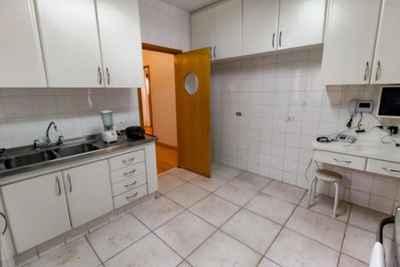 Casa para alugar com 1000m², 7 quartos e 5 vagasCozinha