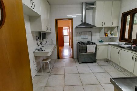 Casa para alugar com 1000m², 7 quartos e 5 vagasCozinha