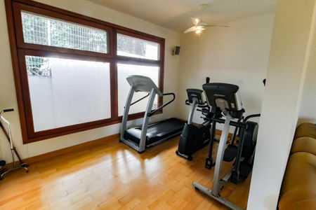 Casa para alugar com 1000m², 7 quartos e 5 vagasEscritório