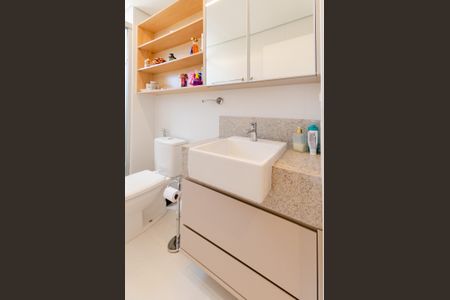 Apartamento à venda com 44m², 1 quarto e 2 vagasBanheiro