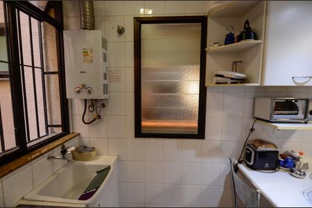 Apartamento à venda com 88m², 3 quartos e 1 vagaÁrea de Serviço