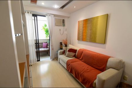 Apartamento à venda com 88m², 3 quartos e 1 vagaSala