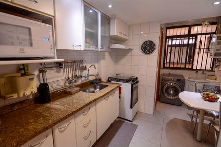 Apartamento à venda com 88m², 3 quartos e 1 vagaCozinha