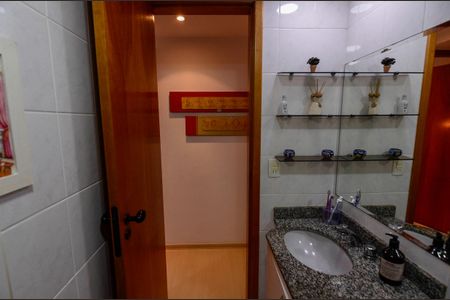 Apartamento à venda com 88m², 3 quartos e 1 vagaBanheiro Social