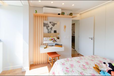 Quarto de apartamento à venda com 1 quarto, 45m² em Buritis, Belo Horizonte