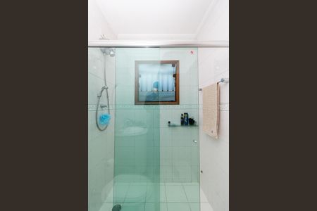 Casa à venda com 190m², 3 quartos e 5 vagasBanheiro da Suíte 2