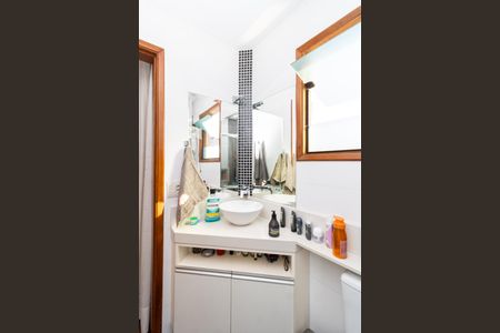 Casa à venda com 190m², 3 quartos e 5 vagasBanheiro da Suíte 1