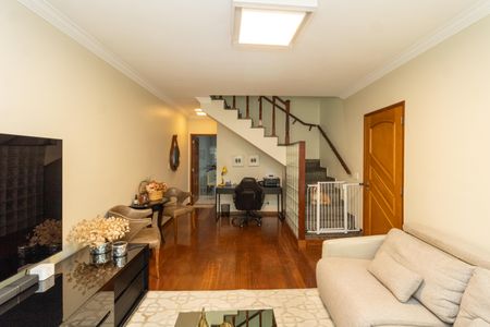 Casa à venda com 190m², 3 quartos e 5 vagasSala