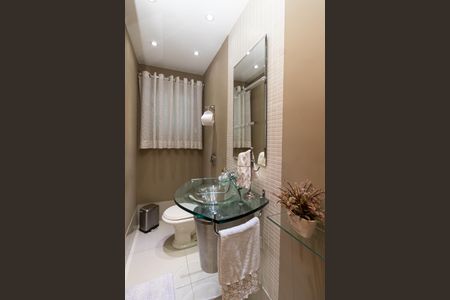 Casa à venda com 190m², 3 quartos e 5 vagasLavabo